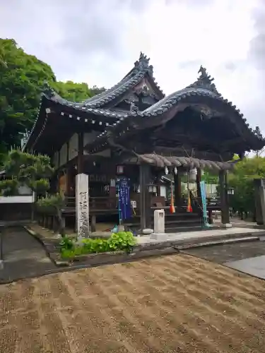 阿沼美神社の{uncategorized: "未分類", other: "その他", undefined: "問題あり", building: "その他建物", grave: "お墓", sacred_gate: "鳥居", guardian: "狛犬", statue: "像", buddha: "仏像", history: "歴史", nature: "自然", garden: "庭園", animal: "動物", pagoda: "塔", temizu: "手水舎", mountain_gate: "山門・神門", sanctuary: "本殿・本堂", subordinate: "末社・摂社", art: "芸術", scenery: "景色", jizo: "地蔵", ema: "絵馬", goshuin: "御朱印", omikuji: "おみくじ", items: "授与品その他", amulet: "お守り", goshuincho: "御朱印帳", eats: "食事", festival: "お祭り", votive_dance: "神楽", shichigosan: "七五三参", wedding: "結婚式", experience: "体験その他", initially: "初詣", around: "周辺", anti_infection: "感染症対策"}