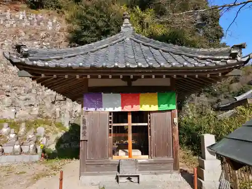 尾張高野山宗　総本山　岩屋寺の末社・摂社