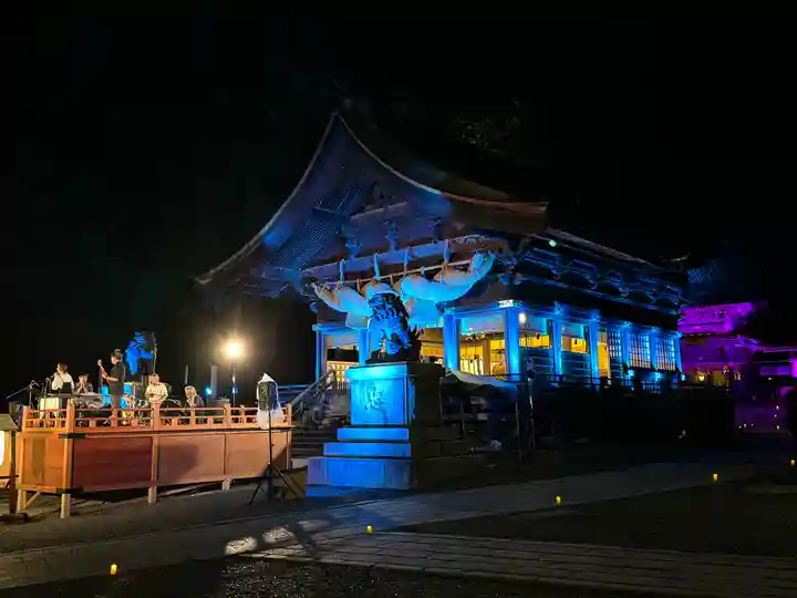 諏訪大社下社秋宮(長野県)