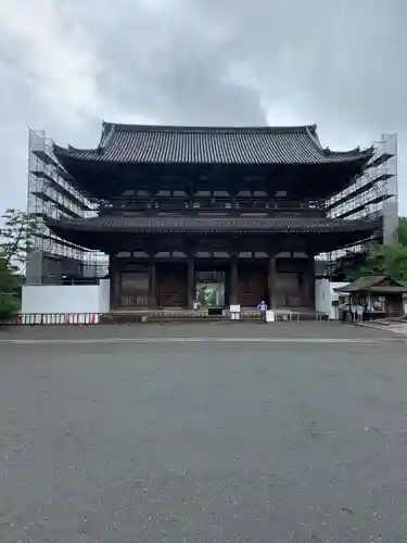 仁和寺の山門