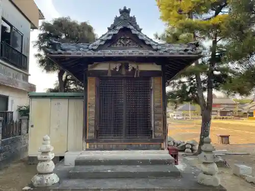 大日堂の{uncategorized: "未分類", other: "その他", undefined: "問題あり", building: "その他建物", grave: "お墓", sacred_gate: "鳥居", guardian: "狛犬", statue: "像", buddha: "仏像", history: "歴史", nature: "自然", garden: "庭園", animal: "動物", pagoda: "塔", temizu: "手水舎", mountain_gate: "山門・神門", sanctuary: "本殿・本堂", subordinate: "末社・摂社", art: "芸術", scenery: "景色", jizo: "地蔵", ema: "絵馬", goshuin: "御朱印", omikuji: "おみくじ", items: "授与品その他", amulet: "お守り", goshuincho: "御朱印帳", eats: "食事", festival: "お祭り", votive_dance: "神楽", shichigosan: "七五三参", wedding: "結婚式", experience: "体験その他", initially: "初詣", around: "周辺", anti_infection: "感染症対策"}