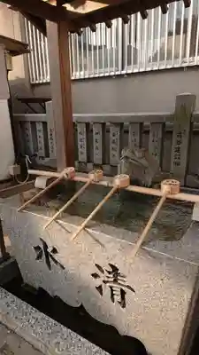 岐阜信長神社(橿森神社境内摂社)の手水舎
