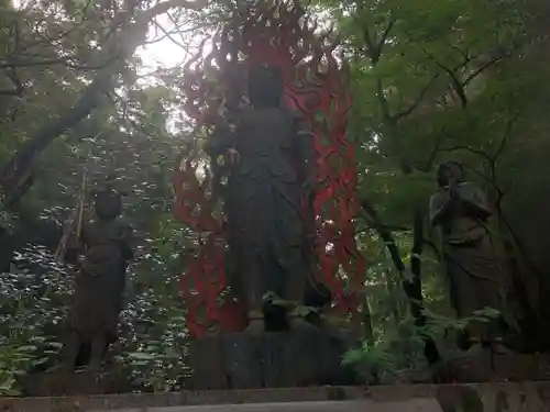 大本山七宝瀧寺の仏像