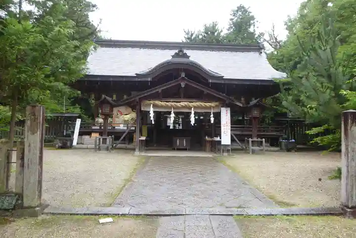 大和神社の本殿・本堂