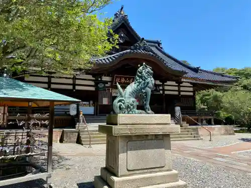 尾山神社の狛犬