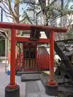 銀杏岡八幡神社の末社・摂社