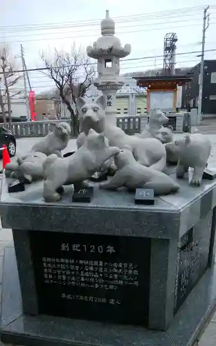 西野神社の狛犬