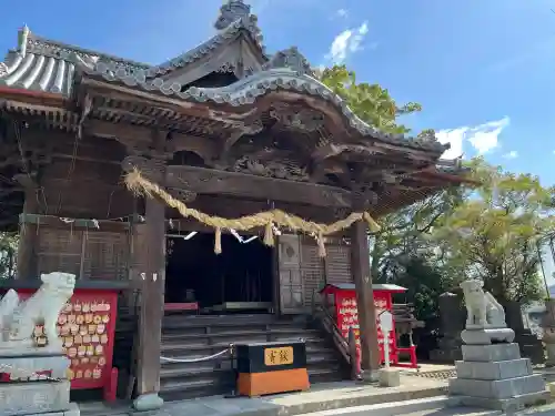 福島八幡宮の{uncategorized: "未分類", other: "その他", undefined: "問題あり", building: "その他建物", grave: "お墓", sacred_gate: "鳥居", guardian: "狛犬", statue: "像", buddha: "仏像", history: "歴史", nature: "自然", garden: "庭園", animal: "動物", pagoda: "塔", temizu: "手水舎", mountain_gate: "山門・神門", sanctuary: "本殿・本堂", subordinate: "末社・摂社", art: "芸術", scenery: "景色", jizo: "地蔵", ema: "絵馬", goshuin: "御朱印", omikuji: "おみくじ", items: "授与品その他", amulet: "お守り", goshuincho: "御朱印帳", eats: "食事", festival: "お祭り", votive_dance: "神楽", shichigosan: "七五三参", wedding: "結婚式", experience: "体験その他", initially: "初詣", around: "周辺", anti_infection: "感染症対策"}
