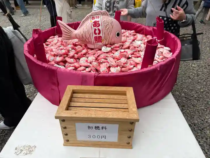 川越氷川神社の{uncategorized: "未分類", other: "その他", undefined: "問題あり", building: "その他建物", grave: "お墓", sacred_gate: "鳥居", guardian: "狛犬", statue: "像", buddha: "仏像", history: "歴史", nature: "自然", garden: "庭園", animal: "動物", pagoda: "塔", temizu: "手水舎", mountain_gate: "山門・神門", sanctuary: "本殿・本堂", subordinate: "末社・摂社", art: "芸術", scenery: "景色", jizo: "地蔵", ema: "絵馬", goshuin: "御朱印", omikuji: "おみくじ", items: "授与品その他", amulet: "お守り", goshuincho: "御朱印帳", eats: "食事", festival: "お祭り", votive_dance: "神楽", shichigosan: "七五三参", wedding: "結婚式", experience: "体験その他", initially: "初詣", around: "周辺", anti_infection: "感染症対策"}