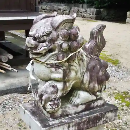 大野温泉神社の狛犬