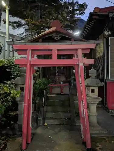 羽沢稲荷(神奈川県)