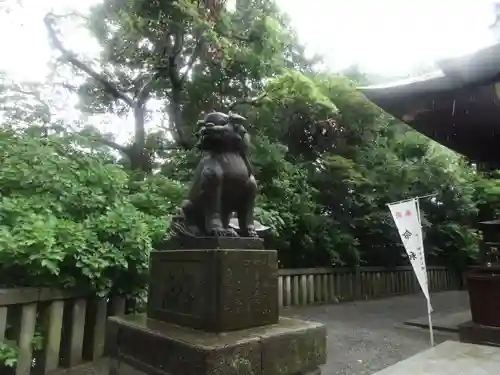 白旗神社の狛犬