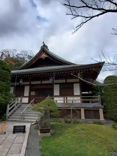 報国寺の本殿・本堂
