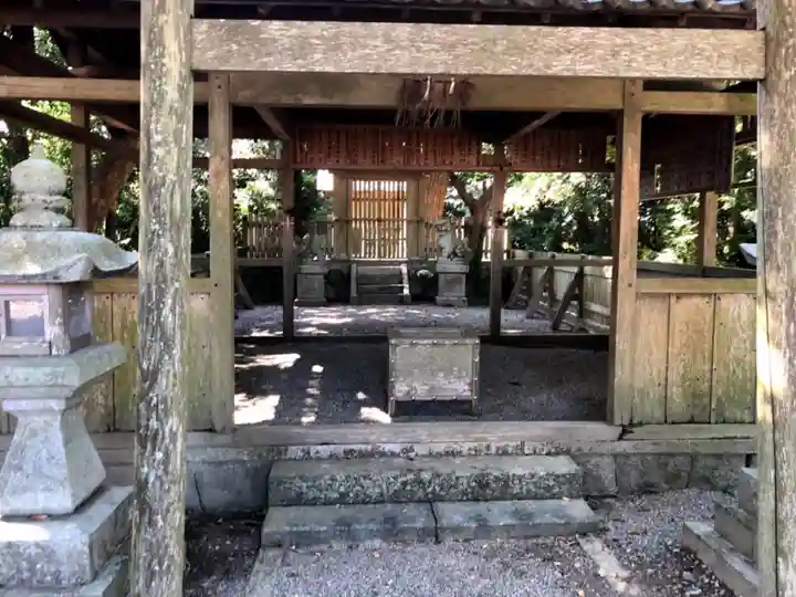 麻續神社の本殿・本堂