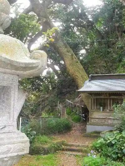 甘縄神明神社(甘縄神明宮)の末社・摂社