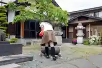 圓行寺の手水舎