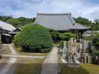 光明寺の本殿・本堂