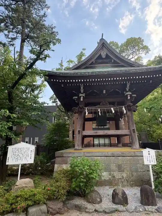 葛飾八幡宮の{uncategorized: "未分類", other: "その他", undefined: "問題あり", building: "その他建物", grave: "お墓", sacred_gate: "鳥居", guardian: "狛犬", statue: "像", buddha: "仏像", history: "歴史", nature: "自然", garden: "庭園", animal: "動物", pagoda: "塔", temizu: "手水舎", mountain_gate: "山門・神門", sanctuary: "本殿・本堂", subordinate: "末社・摂社", art: "芸術", scenery: "景色", jizo: "地蔵", ema: "絵馬", goshuin: "御朱印", omikuji: "おみくじ", items: "授与品その他", amulet: "お守り", goshuincho: "御朱印帳", eats: "食事", festival: "お祭り", votive_dance: "神楽", shichigosan: "七五三参", wedding: "結婚式", experience: "体験その他", initially: "初詣", around: "周辺", anti_infection: "感染症対策"}