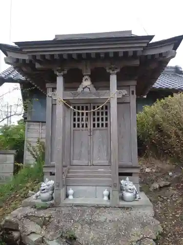 八幡神社の本殿