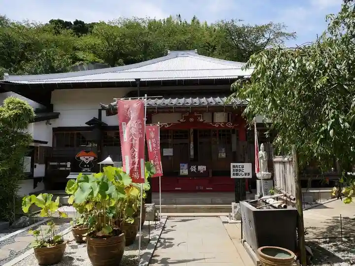 妙音寺の本殿・本堂