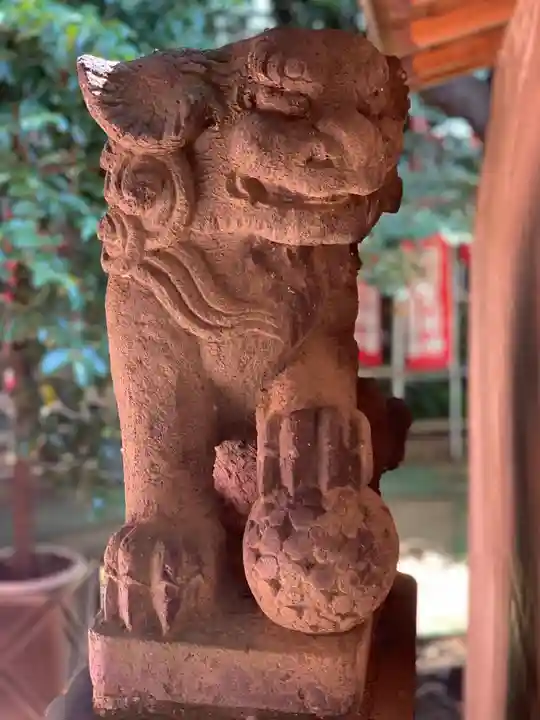 太子堂八幡神社の狛犬