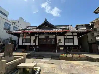 寳樹寺の{uncategorized: "未分類", other: "その他", undefined: "問題あり", building: "その他建物", grave: "お墓", sacred_gate: "鳥居", guardian: "狛犬", statue: "像", buddha: "仏像", history: "歴史", nature: "自然", garden: "庭園", animal: "動物", pagoda: "塔", temizu: "手水舎", mountain_gate: "山門・神門", sanctuary: "本殿・本堂", subordinate: "末社・摂社", art: "芸術", scenery: "景色", jizo: "地蔵", ema: "絵馬", goshuin: "御朱印", omikuji: "おみくじ", items: "授与品その他", amulet: "お守り", goshuincho: "御朱印帳", eats: "食事", festival: "お祭り", votive_dance: "神楽", shichigosan: "七五三参", wedding: "結婚式", experience: "体験その他", initially: "初詣", around: "周辺", anti_infection: "感染症対策"}
