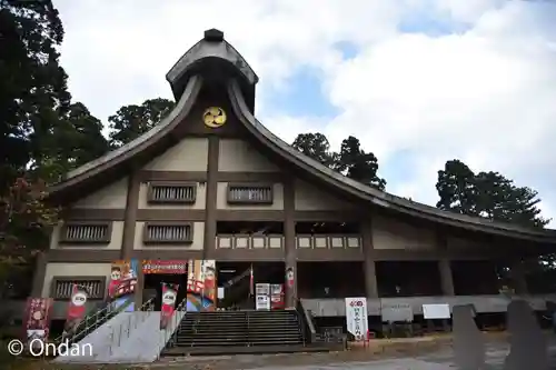 出羽神社(出羽三山神社)～三神合祭殿～(山形県)