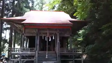 石上神社の本殿・本堂