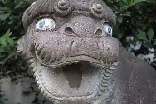 高﨑神社の狛犬