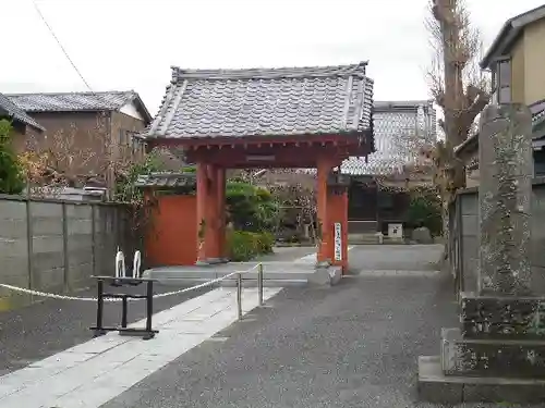 本興寺の山門・神門