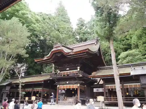 諏訪大社下社秋宮の本殿・本堂