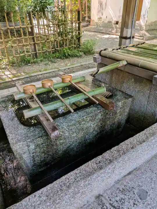 梨木神社の{uncategorized: "未分類", other: "その他", undefined: "問題あり", building: "その他建物", grave: "お墓", sacred_gate: "鳥居", guardian: "狛犬", statue: "像", buddha: "仏像", history: "歴史", nature: "自然", garden: "庭園", animal: "動物", pagoda: "塔", temizu: "手水舎", mountain_gate: "山門・神門", sanctuary: "本殿・本堂", subordinate: "末社・摂社", art: "芸術", scenery: "景色", jizo: "地蔵", ema: "絵馬", goshuin: "御朱印", omikuji: "おみくじ", items: "授与品その他", amulet: "お守り", goshuincho: "御朱印帳", eats: "食事", festival: "お祭り", votive_dance: "神楽", shichigosan: "七五三参", wedding: "結婚式", experience: "体験その他", initially: "初詣", around: "周辺", anti_infection: "感染症対策"}