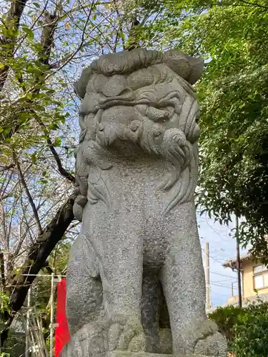 成田山神護寺の狛犬