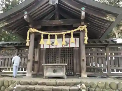 諏訪大社上社前宮の本殿・本堂