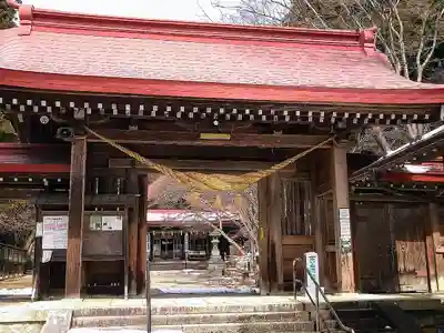 霊山神社の山門・神門