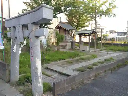 横町稲荷神社の鳥居