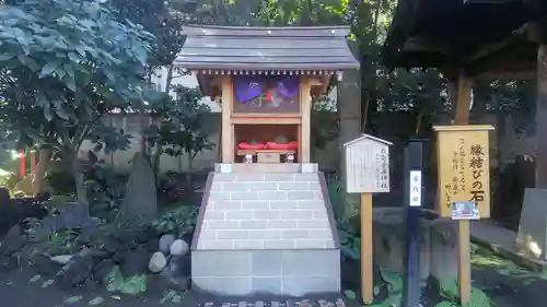 敷島神社の末社