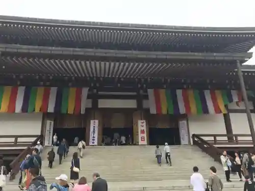 成田山新勝寺の本殿・本堂