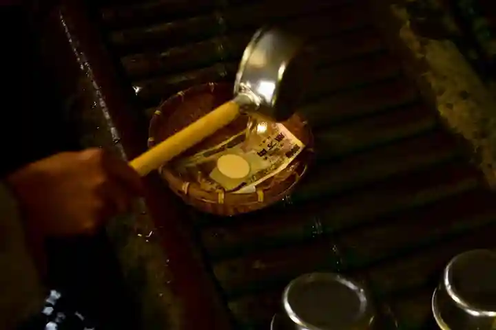 銭洗弁財天宇賀福神社(神奈川県)