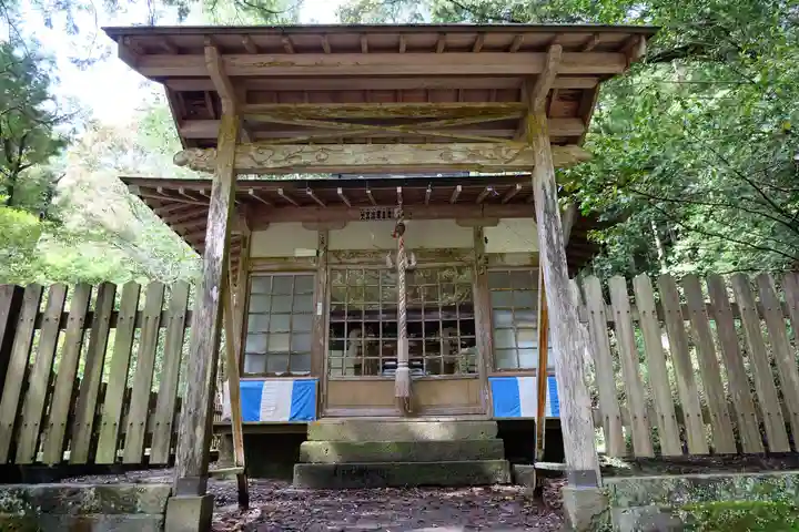 滝尻王子宮十郷神社の本殿・本堂
