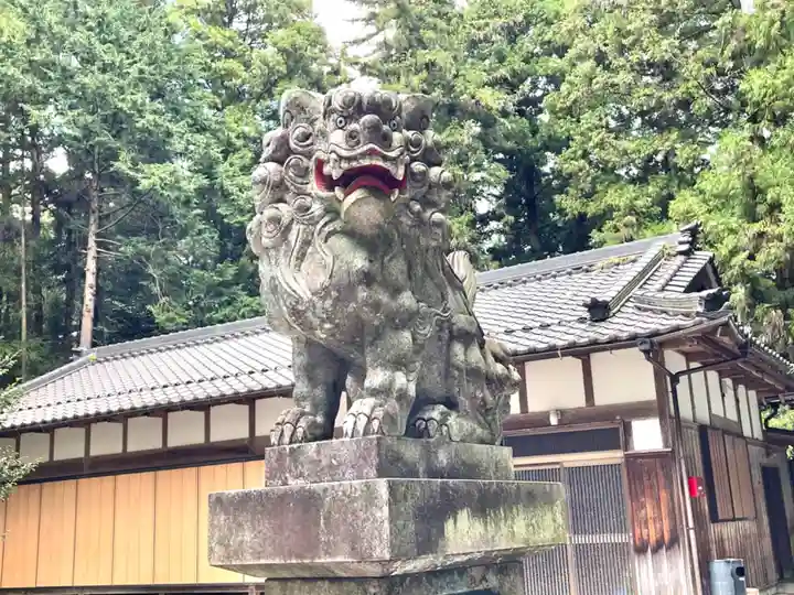 野々宮神社の狛犬