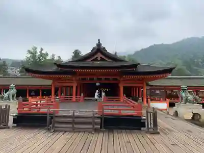 厳島神社の本殿・本堂