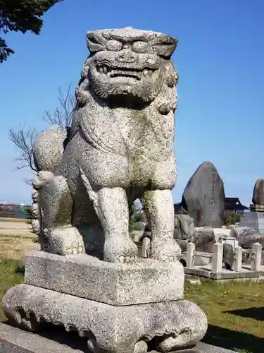 月山八幡宮の狛犬