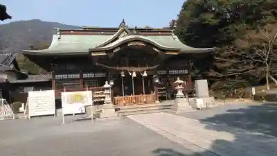 葛原八幡神社の本殿・本堂