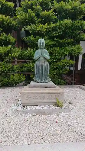 慶栄寺の像