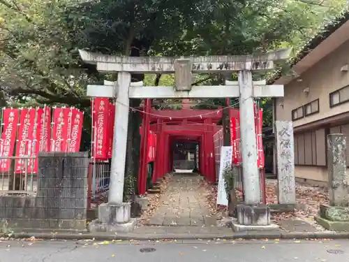 久保稲荷神社の鳥居