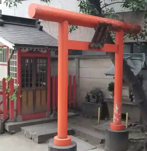 銀杏岡八幡神社の末社