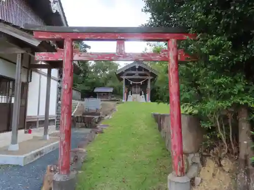 綾部神社(岡山県)