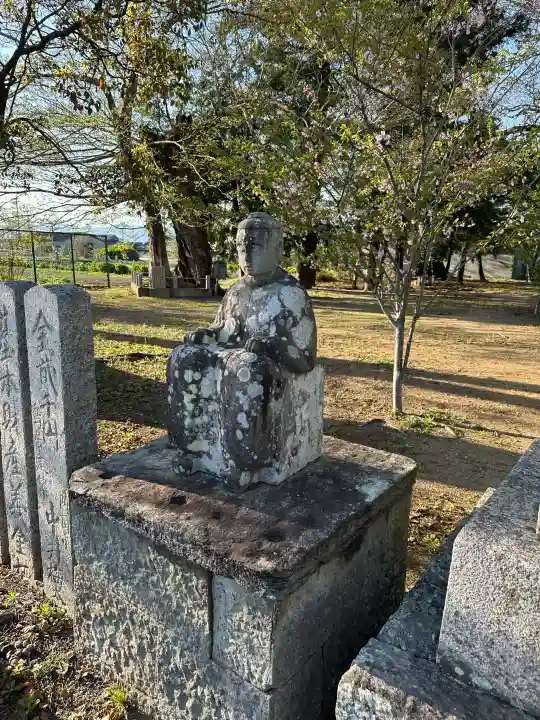 多祁御奈刀弥神社の{uncategorized: "未分類", other: "その他", undefined: "問題あり", building: "その他建物", grave: "お墓", sacred_gate: "鳥居", guardian: "狛犬", statue: "像", buddha: "仏像", history: "歴史", nature: "自然", garden: "庭園", animal: "動物", pagoda: "塔", temizu: "手水舎", mountain_gate: "山門・神門", sanctuary: "本殿・本堂", subordinate: "末社・摂社", art: "芸術", scenery: "景色", jizo: "地蔵", ema: "絵馬", goshuin: "御朱印", omikuji: "おみくじ", items: "授与品その他", amulet: "お守り", goshuincho: "御朱印帳", eats: "食事", festival: "お祭り", votive_dance: "神楽", shichigosan: "七五三参", wedding: "結婚式", experience: "体験その他", initially: "初詣", around: "周辺", anti_infection: "感染症対策"}
