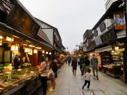 題経寺（柴又帝釈天）の周辺